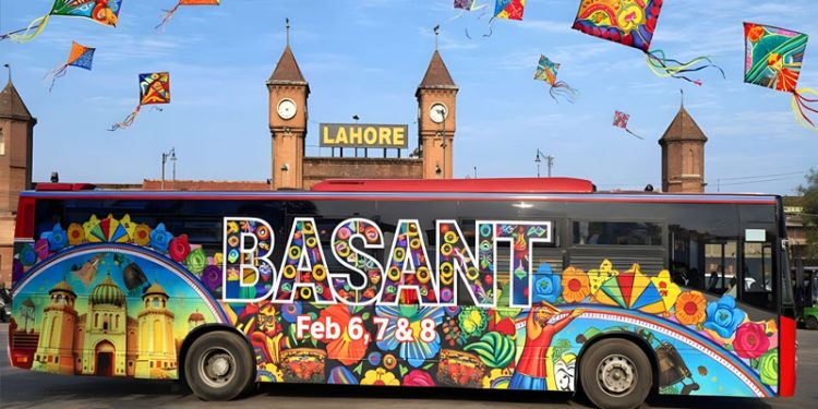 لاہور کی فضا میں بہار، ہر چھت پر جشن، بسنت فیسٹیول کادھوم دار آغاز