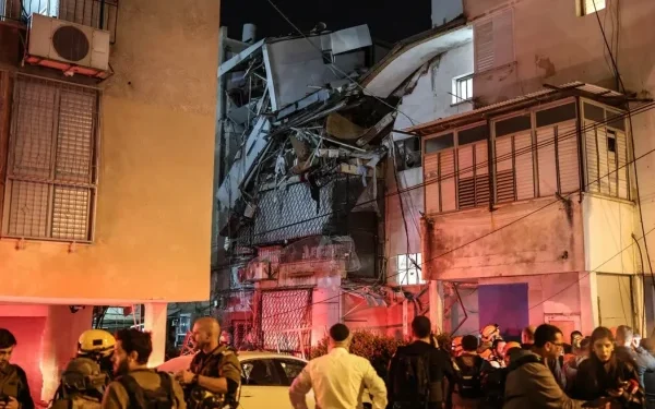 ایران کی اسرائیل پر کلسٹر بموں کی برسات، کویت میں 6 امریکی بحری جہاز تباہ کرنے کا دعویٰ