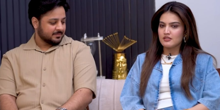 جوا ایپس کی غیر قانونی تشہیر، یوٹیوبر اقرا کنول کی شوہر سمیت عدالت میں پیشی