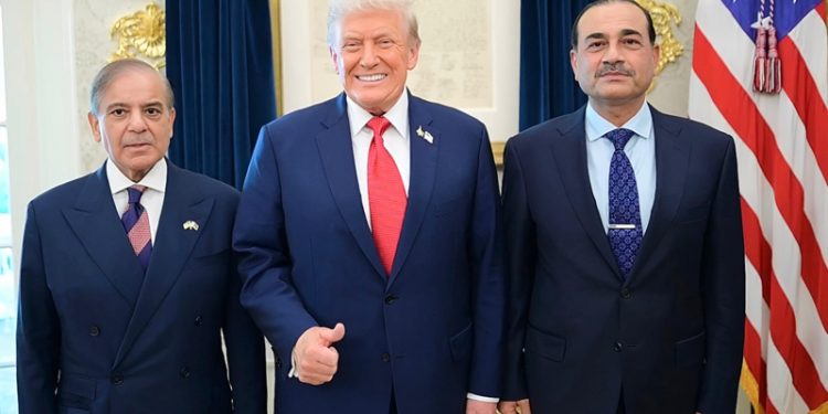 پاکستان، اس کے وزیراعظم اور فیلڈ مارشل کا شکرگزار ہوں، دونوں زبردست شخصیات ہیں، ڈونلڈ ٹرمپ