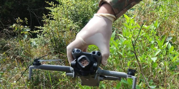 لائن آف کنٹرول کے قریب بھارتی ڈرون مار گرایا گیا، سیکیورٹی ذرائع