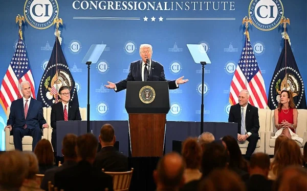 جنگی جہازوں پر بہترین ہتھیار رکھ رہے ہیں، معاہدہ نہ ہوا تو بھرپور استعمال کریں گے؛ ٹرمپ